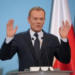 Ile Tusk zarobił w Brukseli? Zaskakujące fakty o jego dochodach
