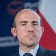 Borys Budka ile ma wzrostu? Odkryj, dlaczego to tajemnica