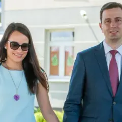 Ile lat ma żona Kosiniaka-Kamysza? Zaskakująca prawda o Paulinie
