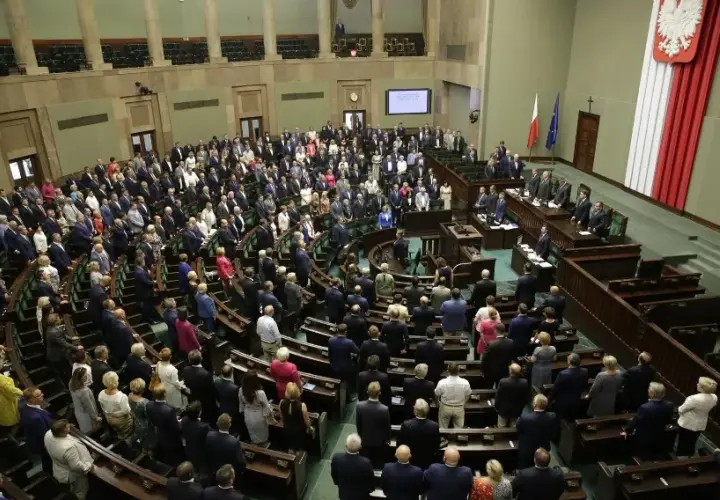 Sejm i senat ile osób? Zaskakująca liczba członków parlamentu