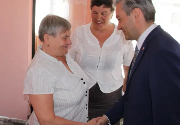 Co prezydent Biedroń robi ze Słupskiem? Inicjatywy dla seniorów
