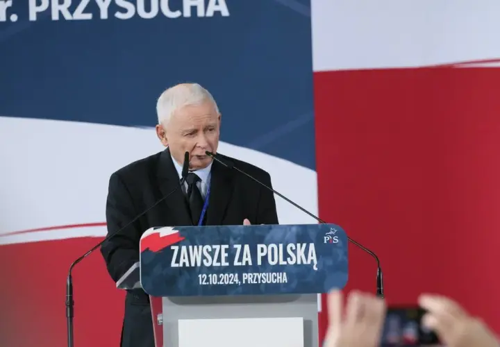 Ile PiS ma posłów w Sejmie? Zaskakująca liczba i jej znaczenie