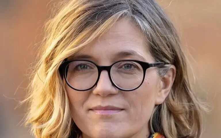 Magdalena Biejat jaka partia? Odkryj, kto ją wspiera i dlaczego